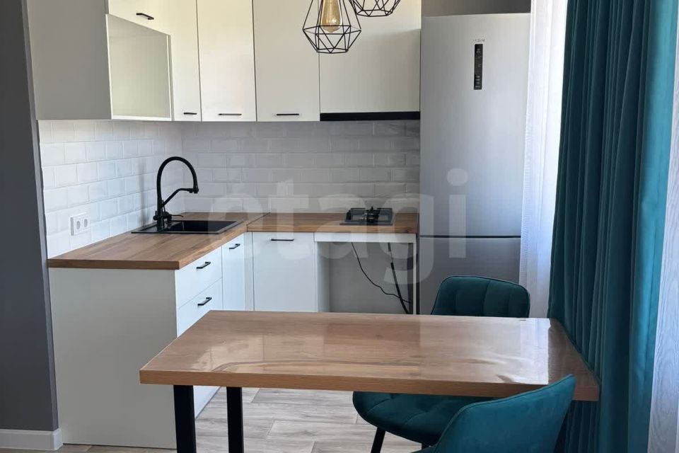 Продаётся 2-комнатная квартира, 43.8 м²