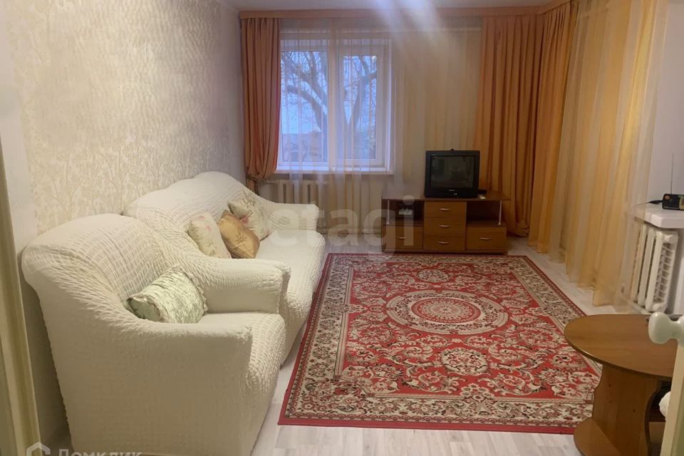 Продаётся 3-комнатная квартира, 54.6 м²