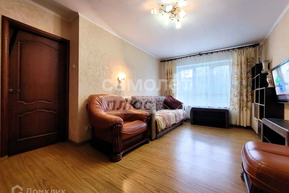 Сдаётся 2-комнатная квартира, 47.6 м²