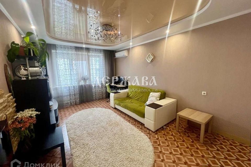 Продаётся 3-комнатная квартира, 63 м²