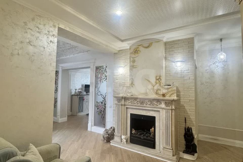 Продаётся 3-комнатная квартира, 83.8 м²