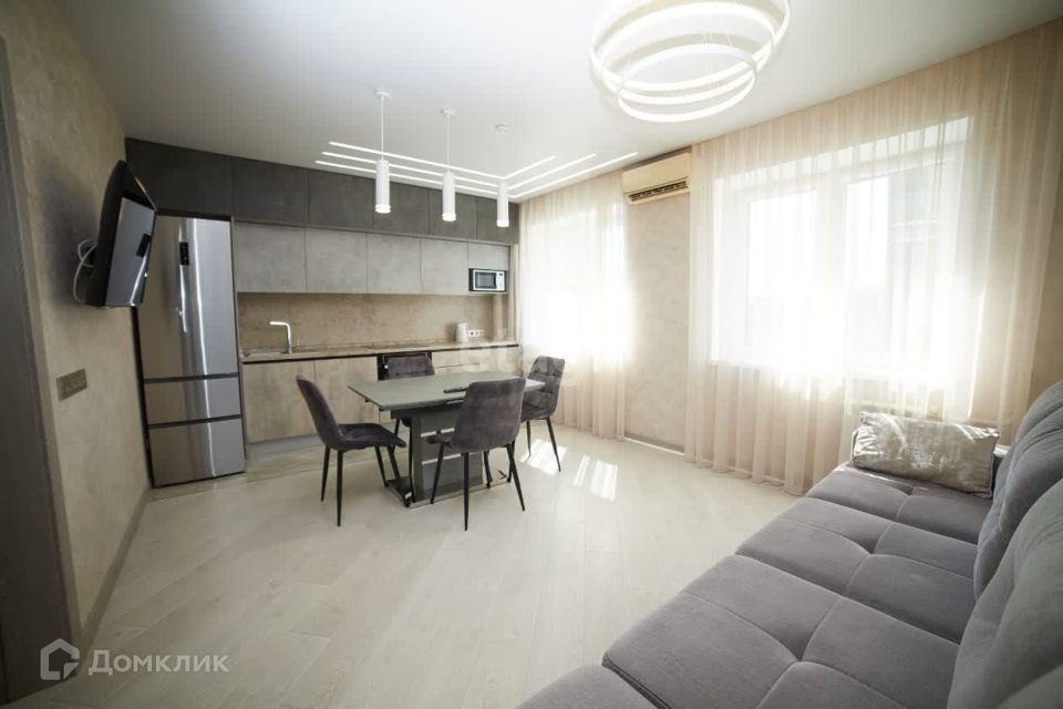 Продаётся 2-комнатная квартира, 52.7 м²