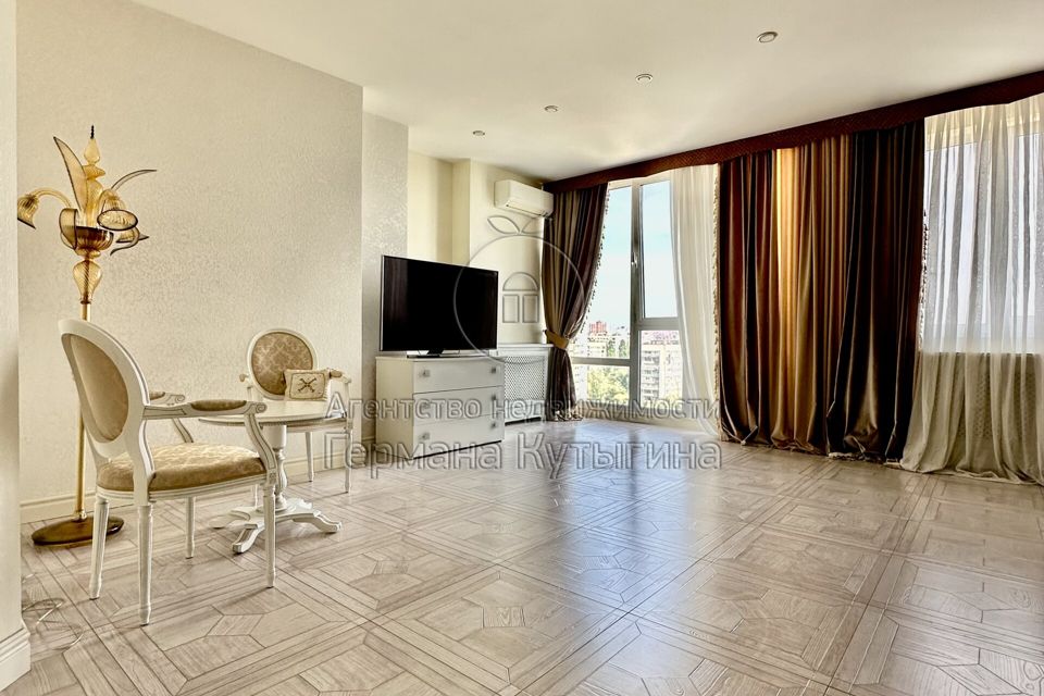Продаётся студия, 44 м²