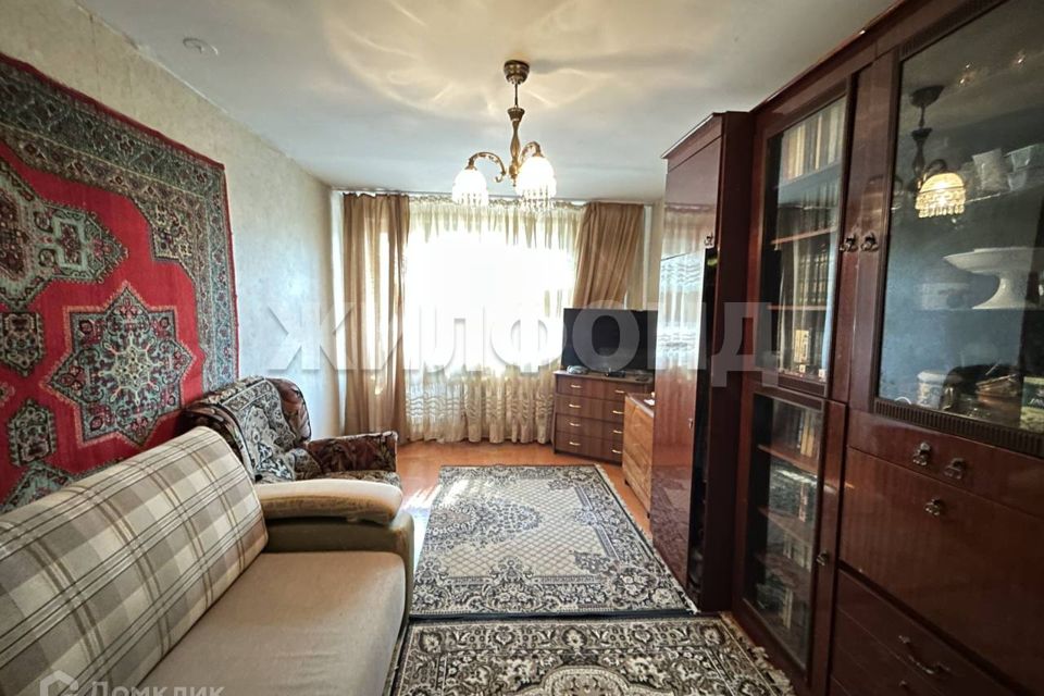 Продаётся 3-комнатная квартира, 56.8 м²
