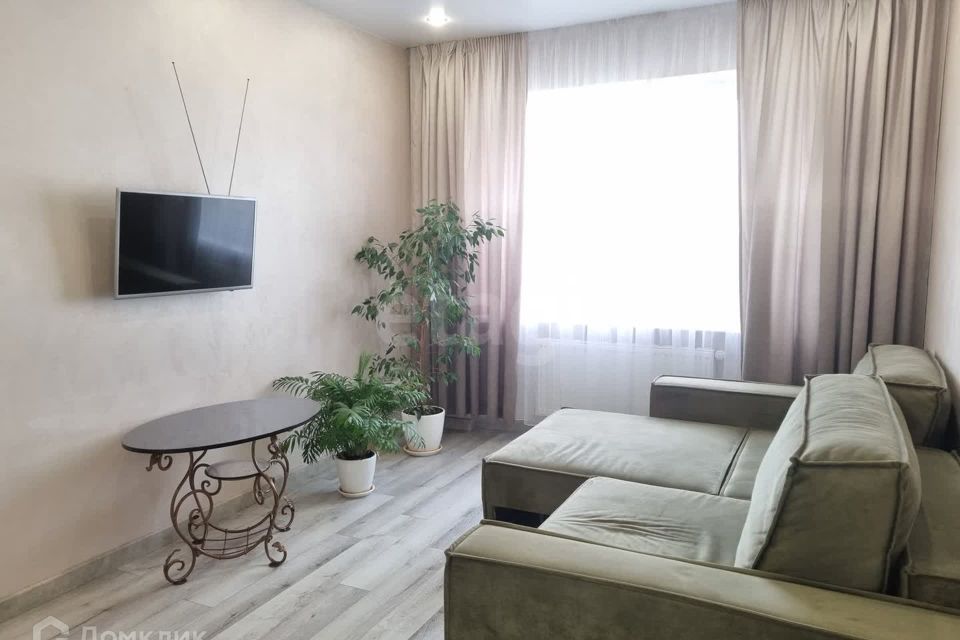 Продаётся 2-комнатная квартира, 66.4 м²