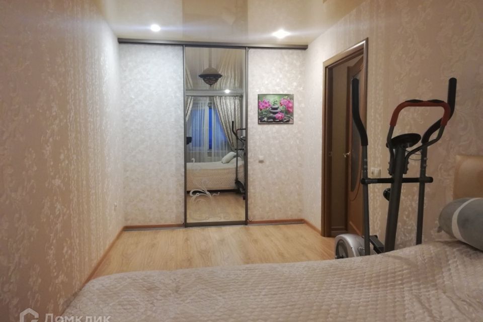 Продаётся 2-комнатная квартира, 60.9 м²