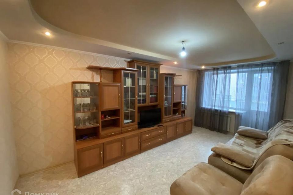 Продаётся 3-комнатная квартира, 54.8 м²