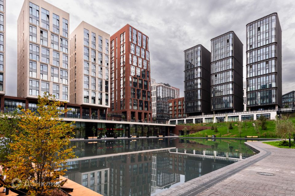 Продаётся 3-комнатная квартира, 105.2 м²