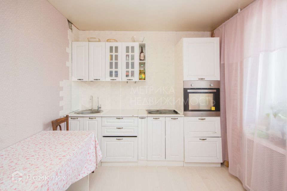 Продаётся 1-комнатная квартира, 43 м²