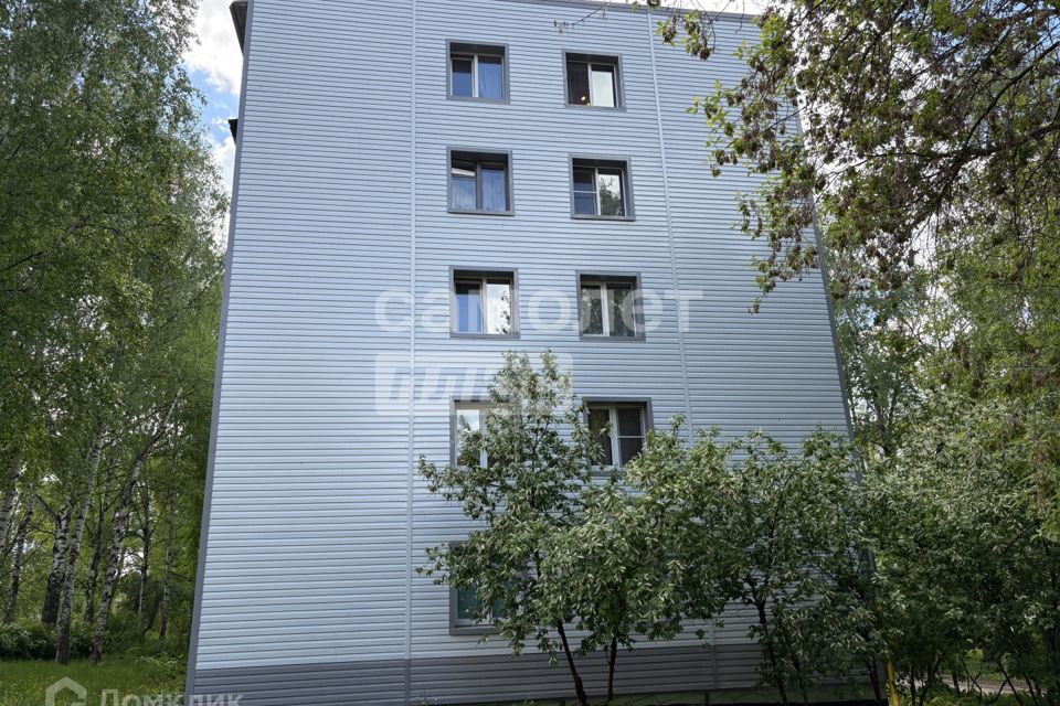 Продаётся 4-комнатная квартира, 58.7 м²