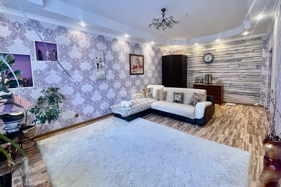 Продаётся 2-комнатная квартира, 83.5 м²