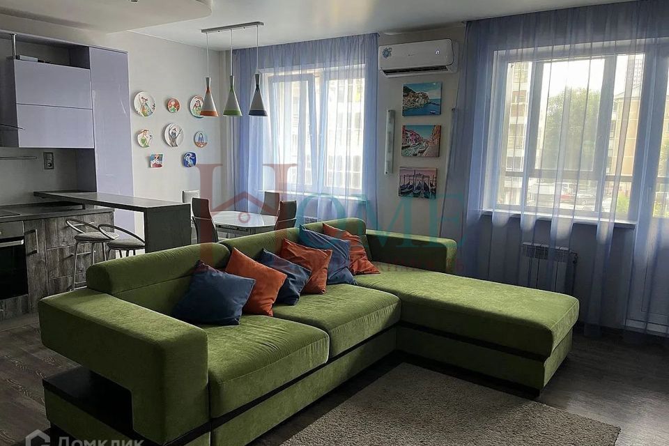 Сдаётся 3-комнатная квартира, 87 м²