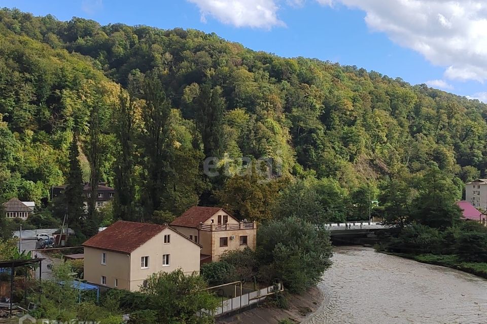 Продаётся 2-комнатная квартира, 42.2 м²