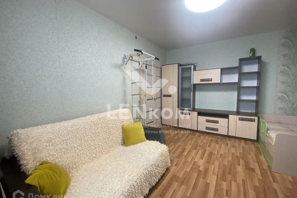 Продаётся 1-комнатная квартира, 39.7 м²