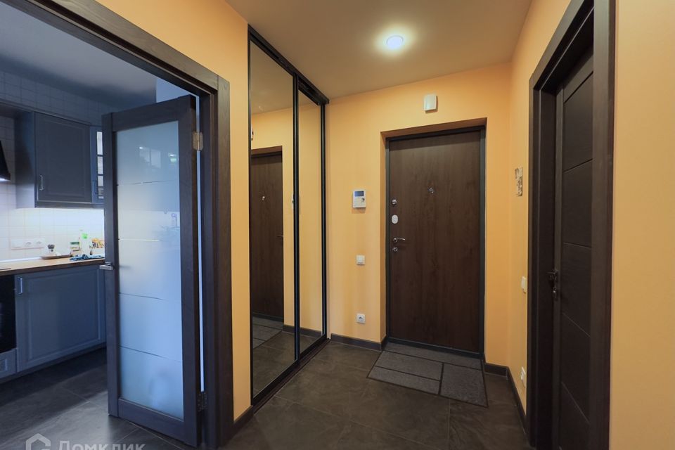Продаётся 1-комнатная квартира, 37.8 м²