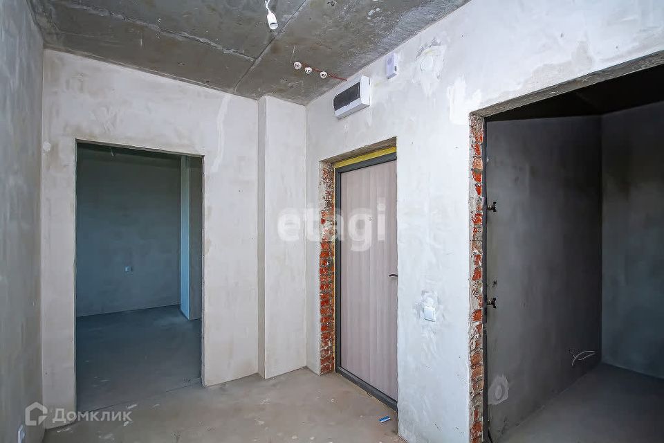 Продаётся 1-комнатная квартира, 43.3 м²