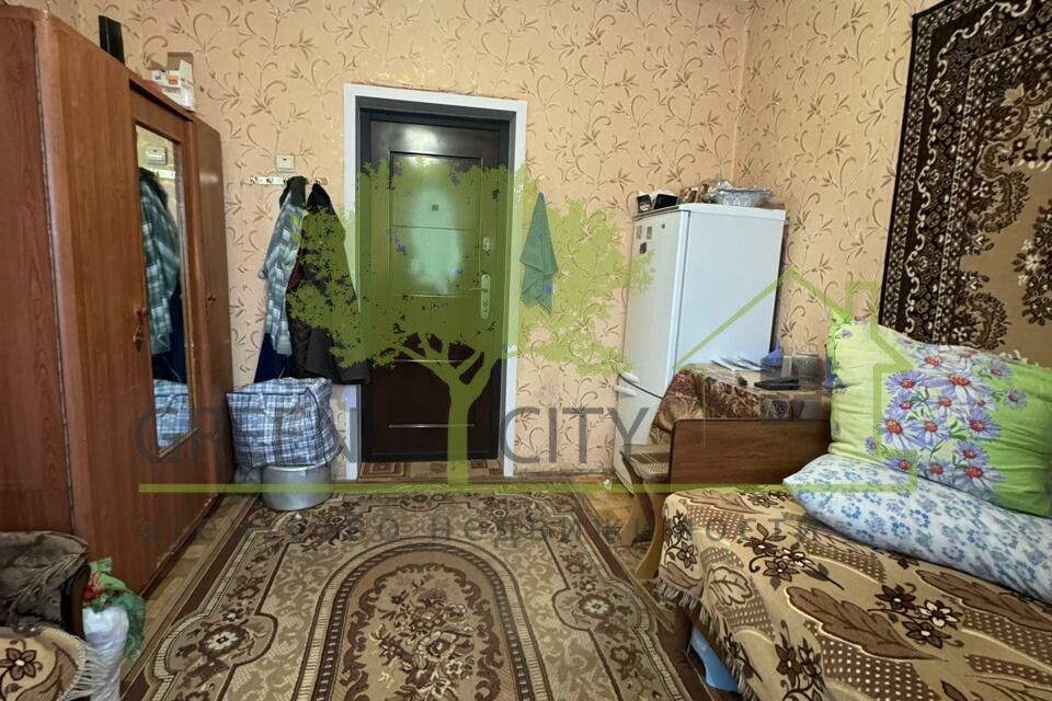 Продаётся комната в 2-комн. квартире, 13 м²