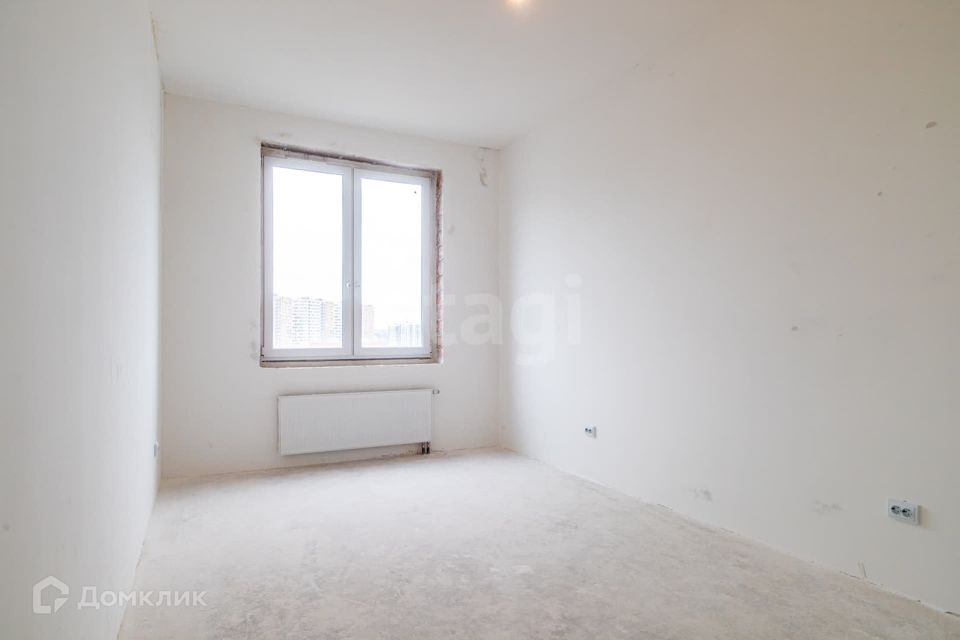 Продаётся 1-комнатная квартира, 35.4 м²