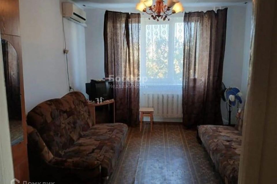 Сдаётся 2-комнатная квартира, 55 м²
