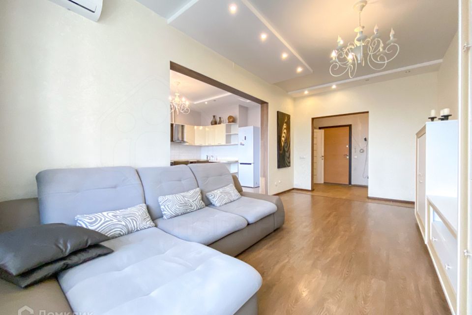 Сдаётся 2-комнатная квартира, 72 м²