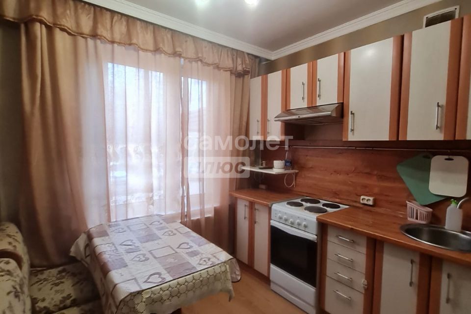 Продаётся 2 комнаты в 3-комн. квартире, 33 м²