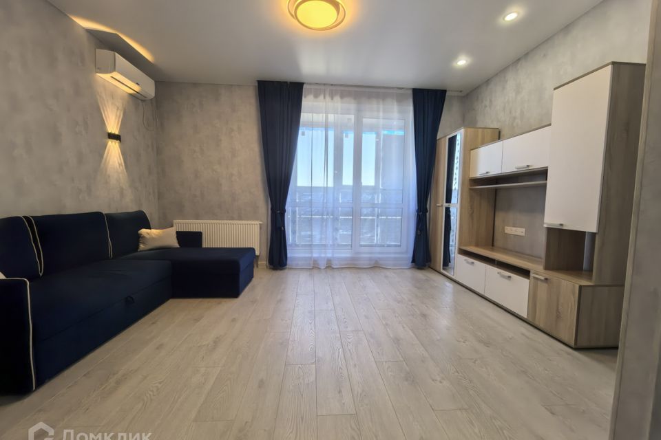 Продаётся 1-комнатная квартира, 40.76 м²