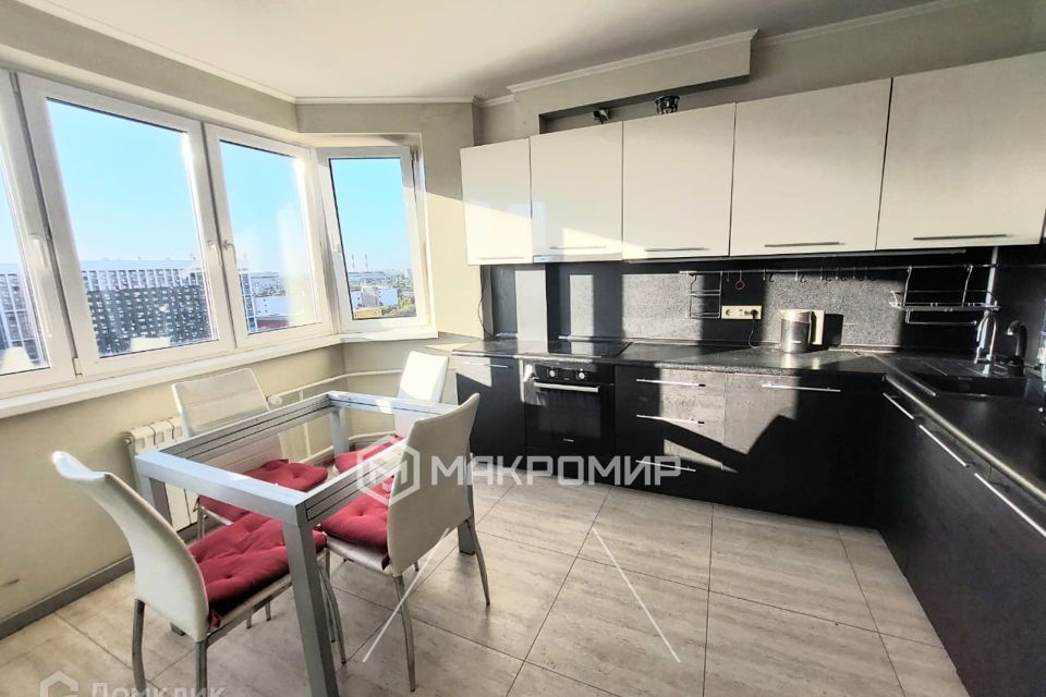 Сдаётся 2-комнатная квартира, 63 м²