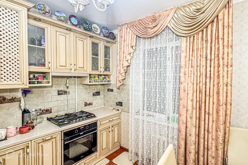 Продаётся 3-комнатная квартира, 72.6 м²
