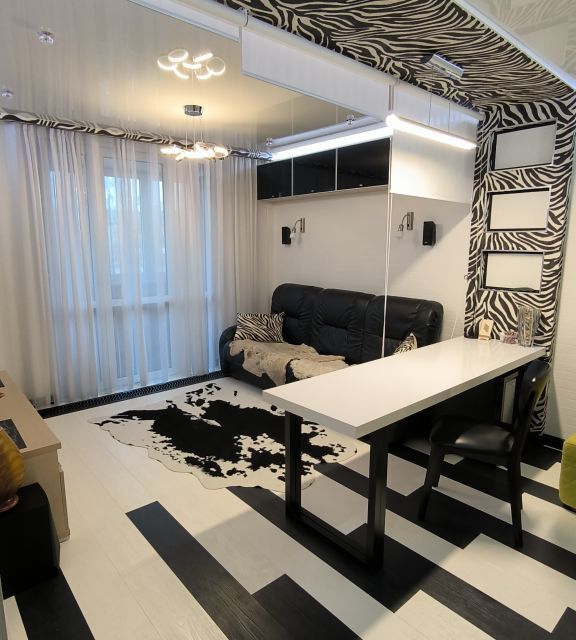 Продаётся 1-комнатная квартира, 42.7 м²