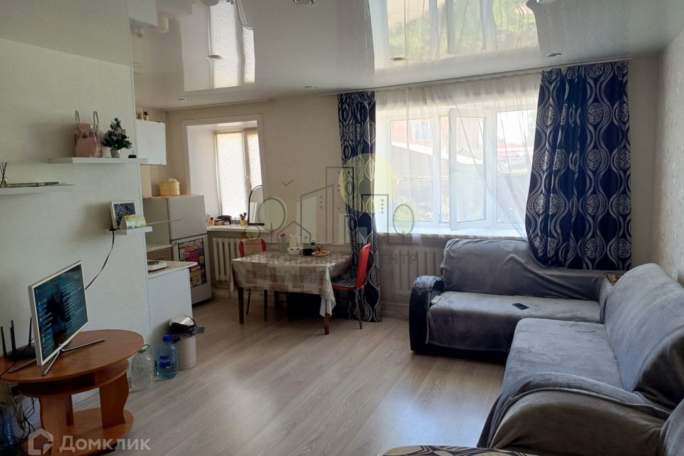Продаётся 3-комнатная квартира, 51.2 м²