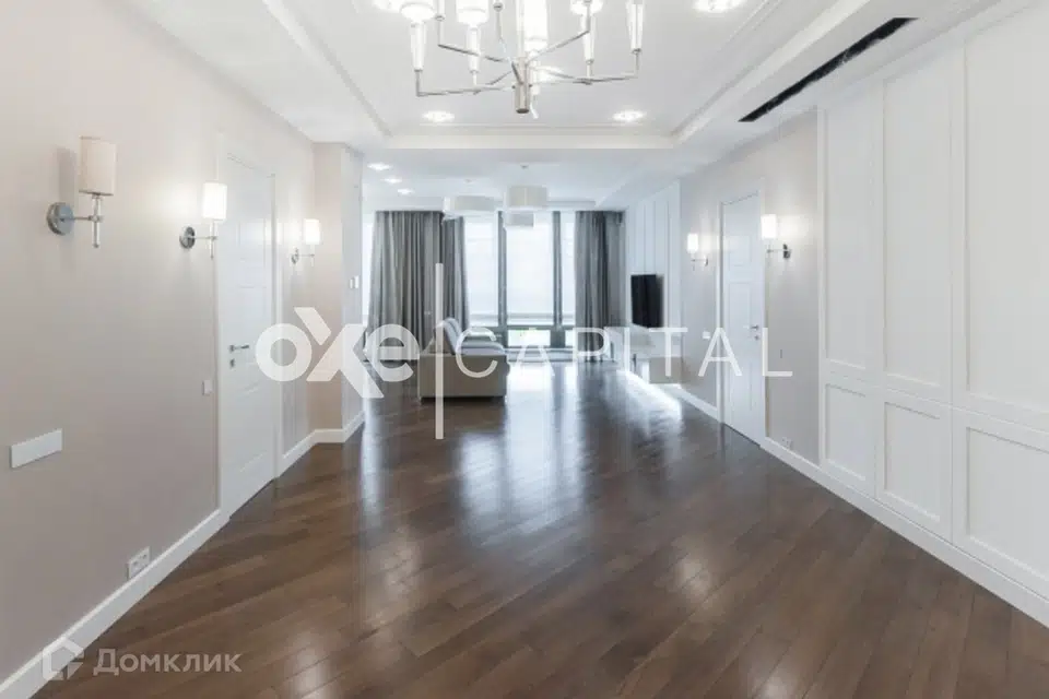 Продаётся 3-комнатная квартира, 131 м²