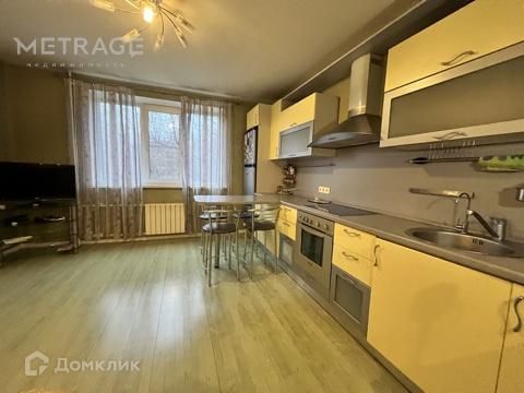 Сдаётся 2-комнатная квартира, 52 м²