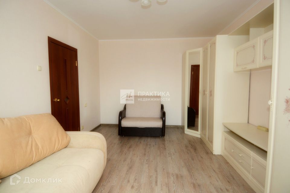 Продаётся 1-комнатная квартира, 37.1 м²