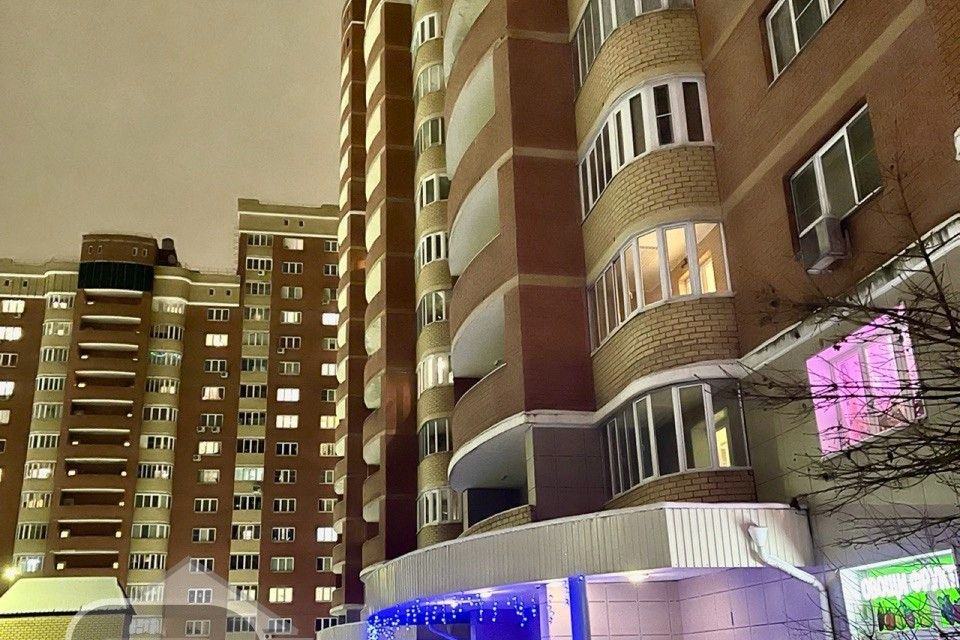 Продаётся 2-комнатная квартира, 68.9 м²