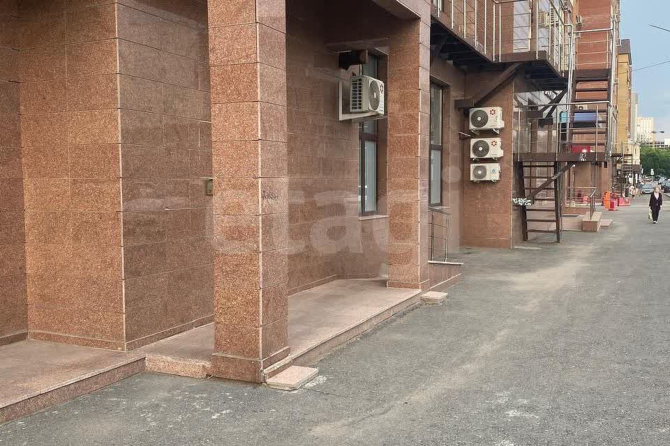 Продаётся 3-комнатная квартира, 82.5 м²