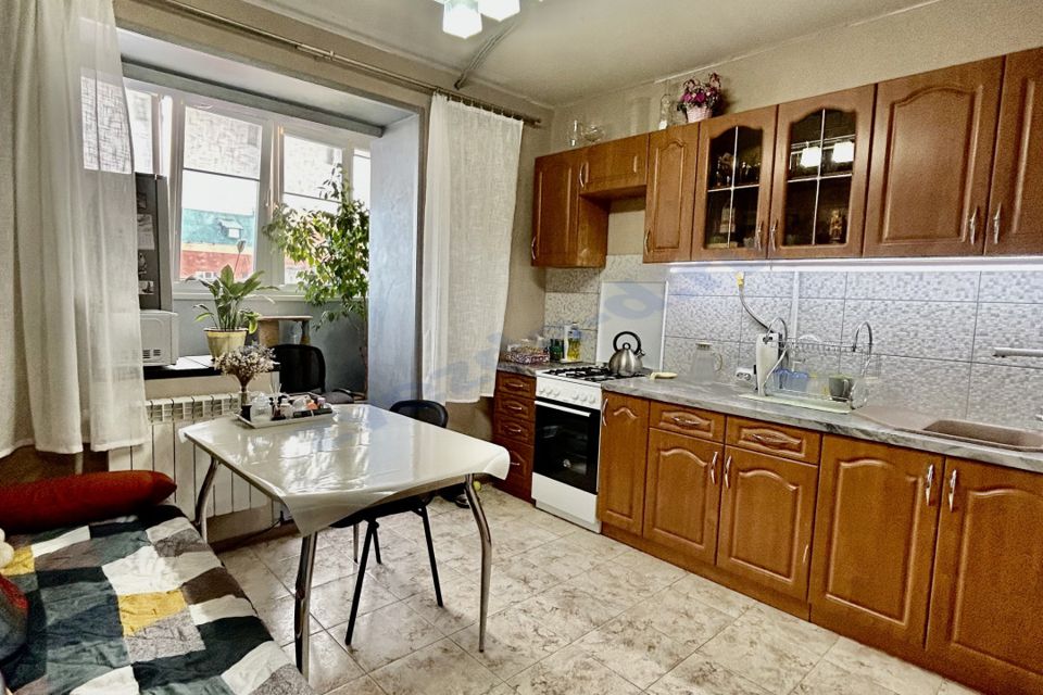 Продаётся 1-комнатная квартира, 41 м²