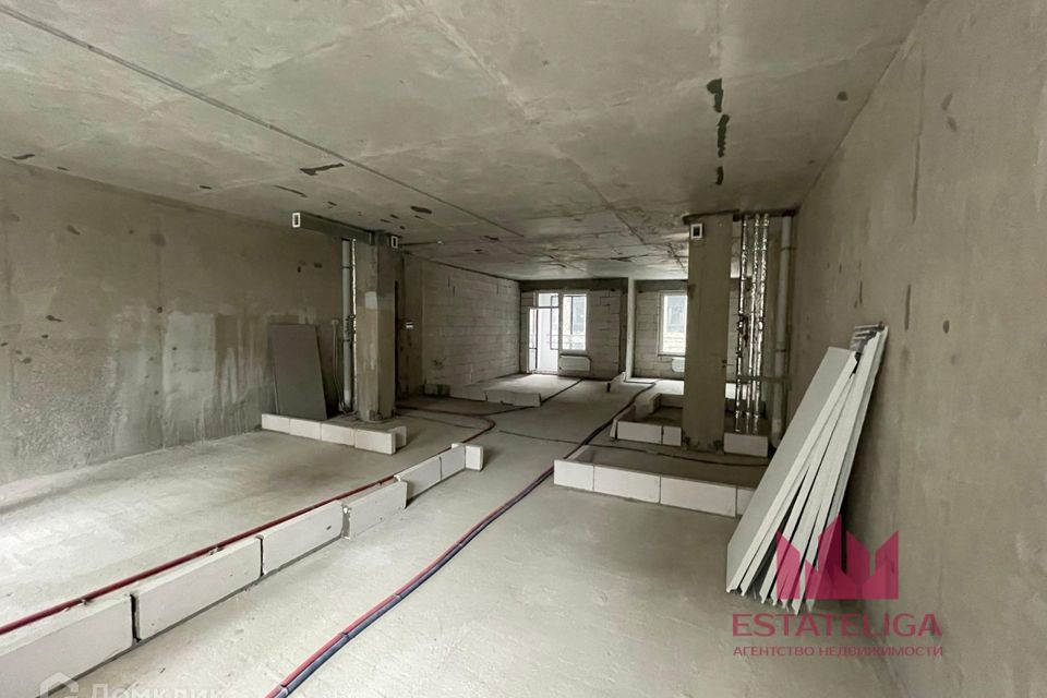 Продаётся 3-комнатная квартира, 104 м²