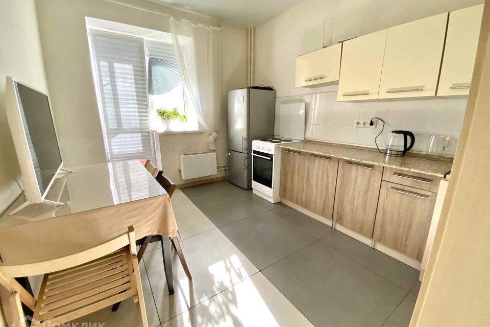 Продаётся 1-комнатная квартира, 37 м²
