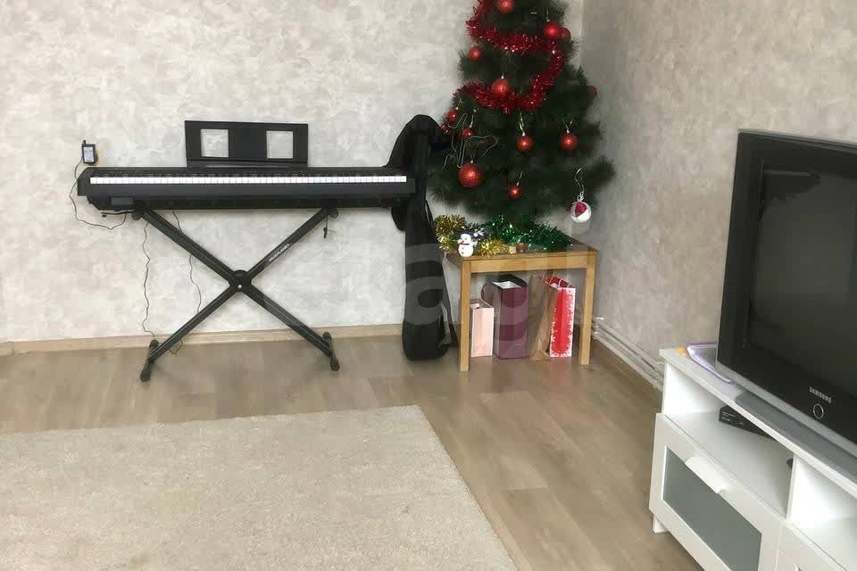 Продаётся 3-комнатная квартира, 57.7 м²