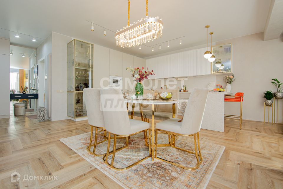 Продаётся 2-комнатная квартира, 86 м²