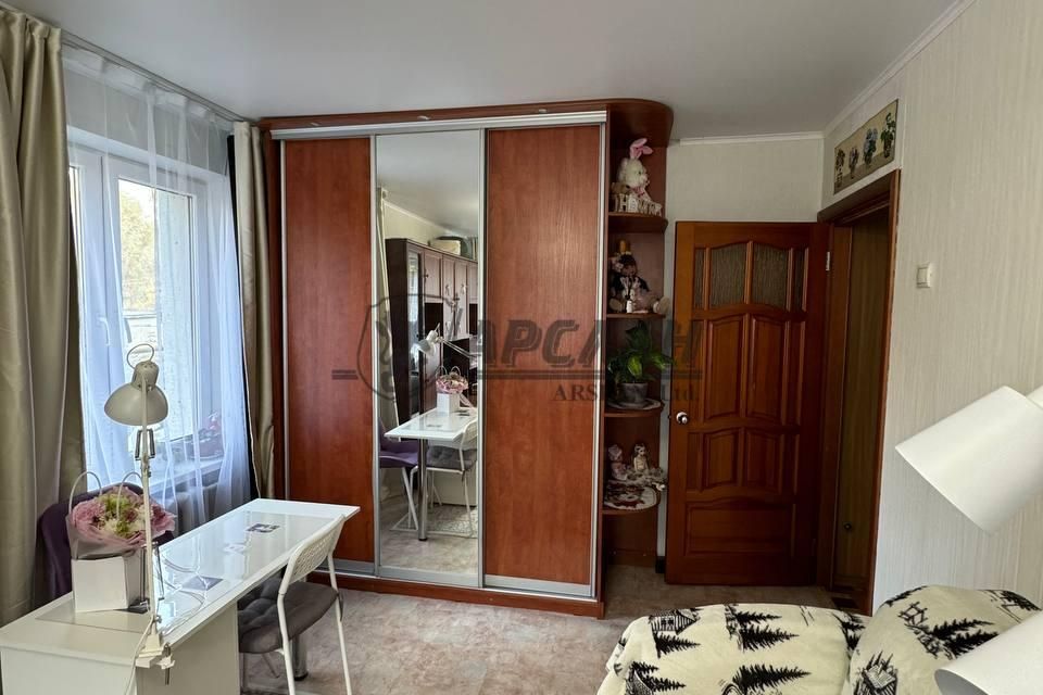 Продаётся 2-комнатная квартира, 43.8 м²
