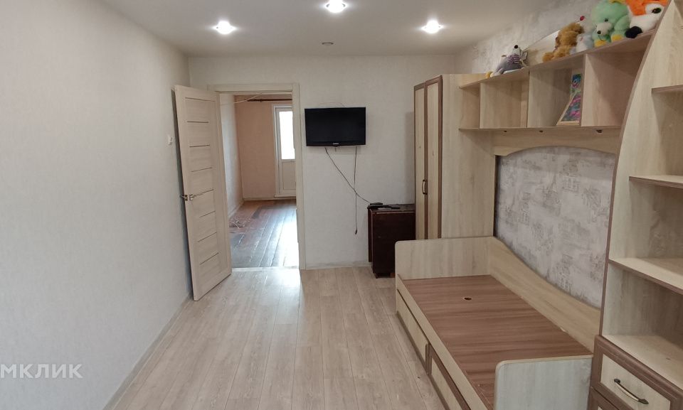 Сдаётся 3-комнатная квартира, 57.8 м²