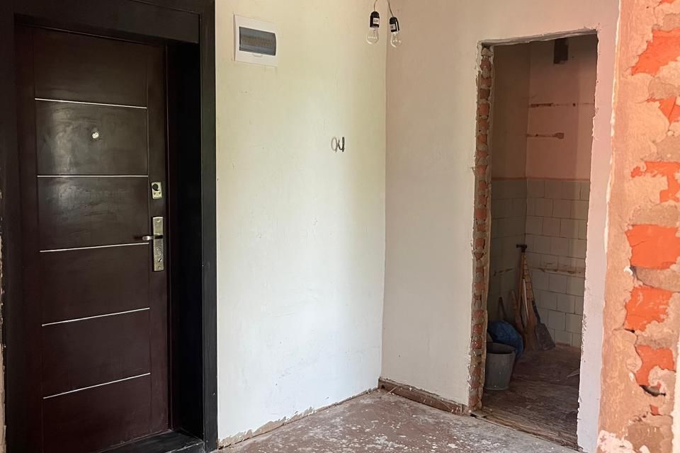 Продаётся 2-комнатная квартира, 42.7 м²