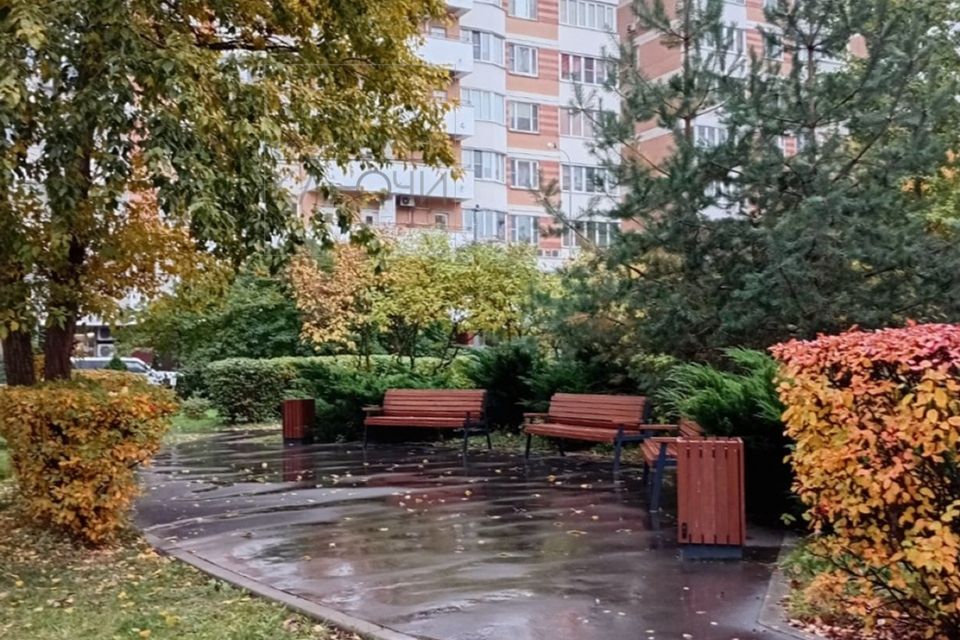 Продаётся 2-комнатная квартира, 55.7 м²
