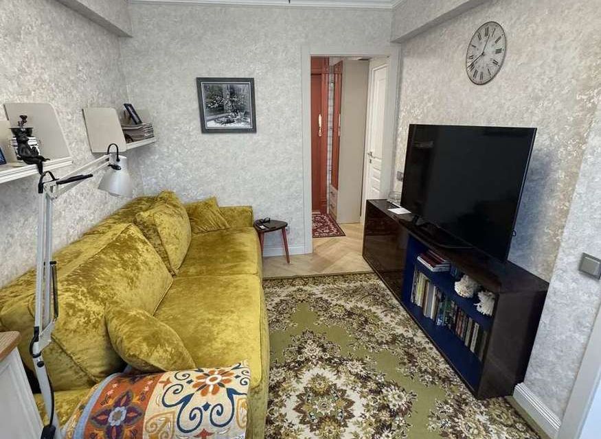 Продаётся 2-комнатная квартира, 42.3 м²