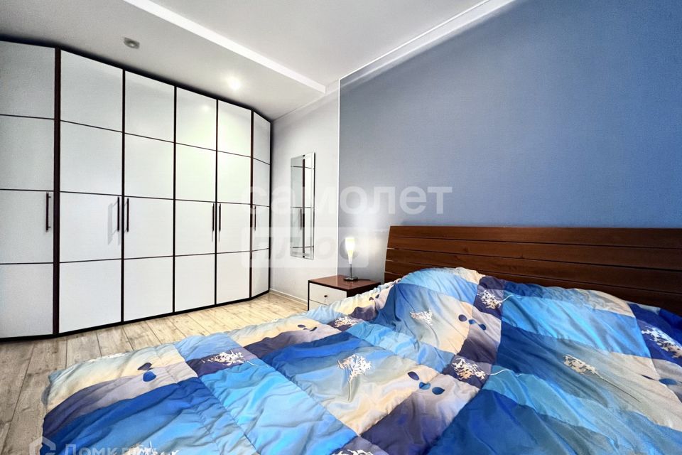 Сдаётся 2-комнатная квартира, 67 м²
