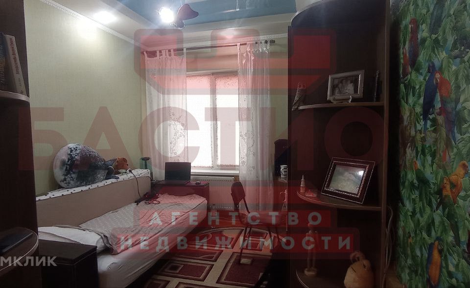 Продаётся 2-этажный дом, 244 м²