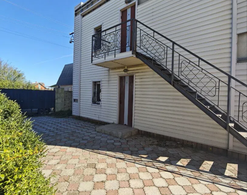 Продаётся 2-этажный дом, 136.5 м²