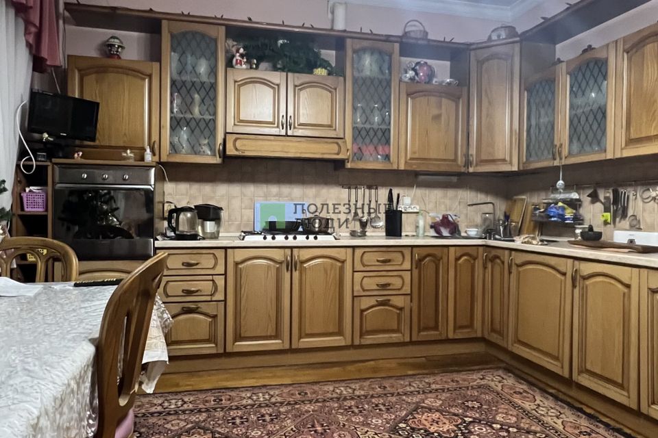 Продаётся 3-комнатная квартира, 101 м²