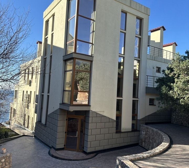Продаётся 2-комнатная квартира, 63.9 м²